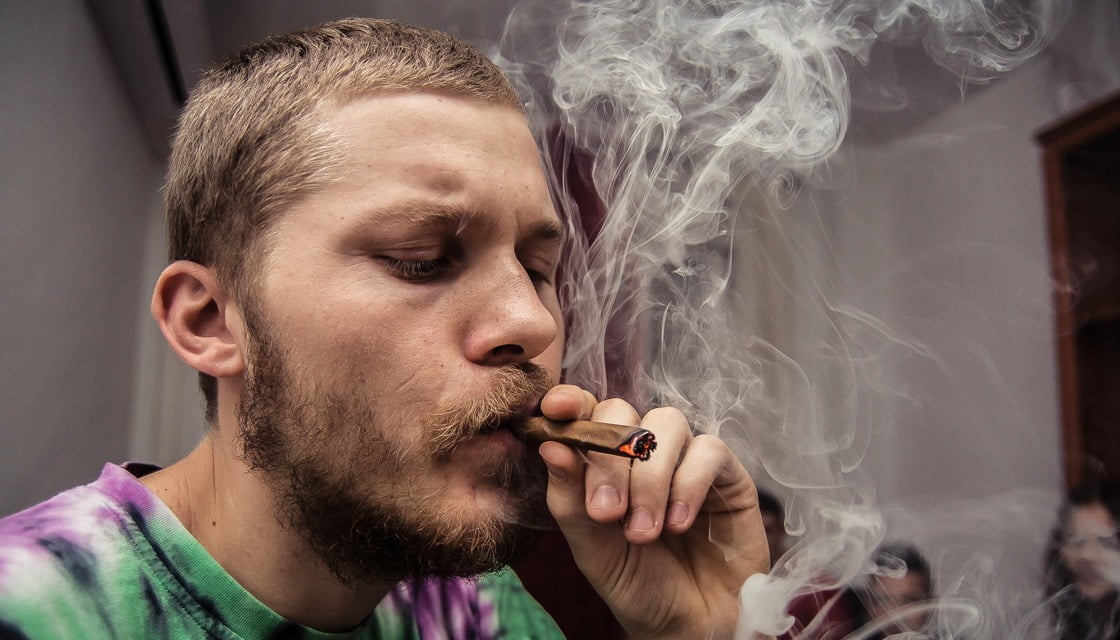 Ogil bilan shafqatsiz jinsiy aloqa